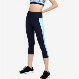 Gap Body High Waisted Sculpt Capri Leggings